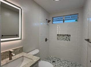 1073 Loho St #B, Kailua, HI 96734
