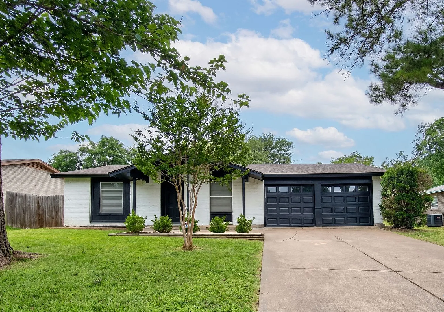 Updated Home with Huge Yard! — Photo 2