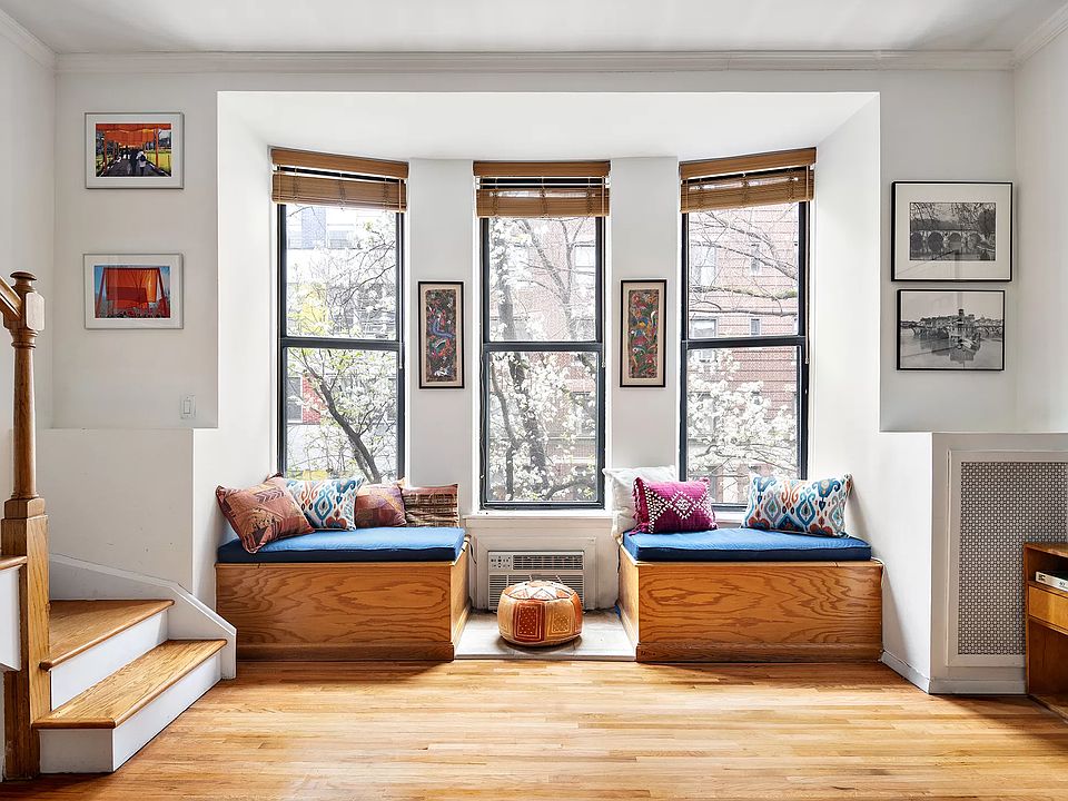 1st image of 61 W 68th St APT 15