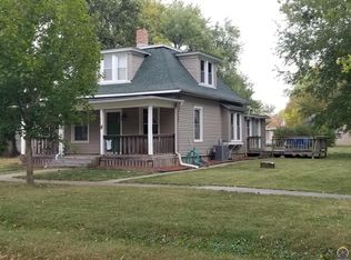212 Kansas Ave, Paxico, KS 66526
