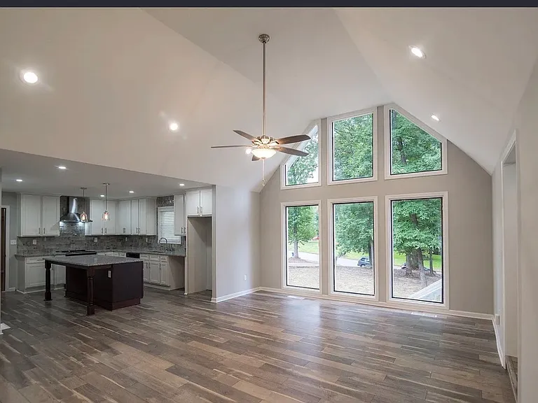 3255 Village Glen Trl — Photo 3