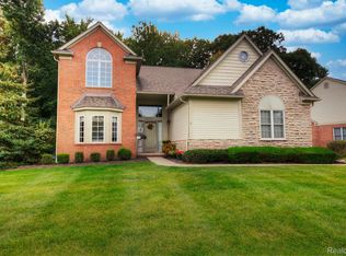 48341 Rockefeller Dr, Canton, MI 48188