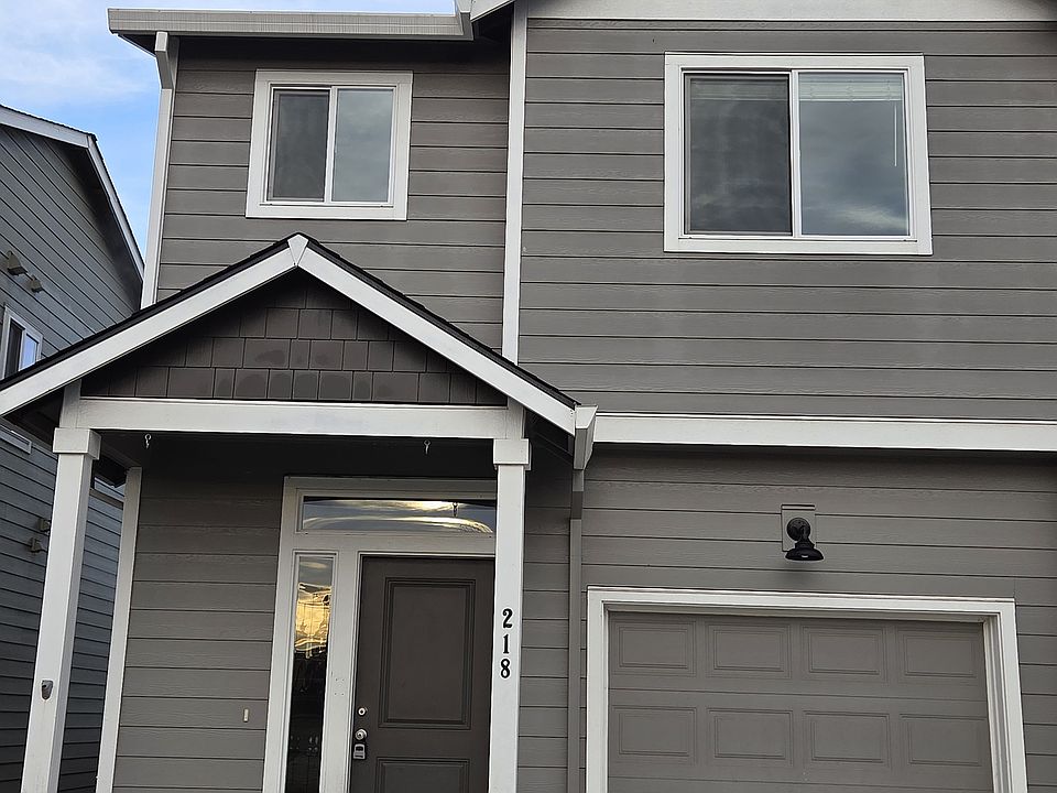 1st image of 216 Eckerd Ave