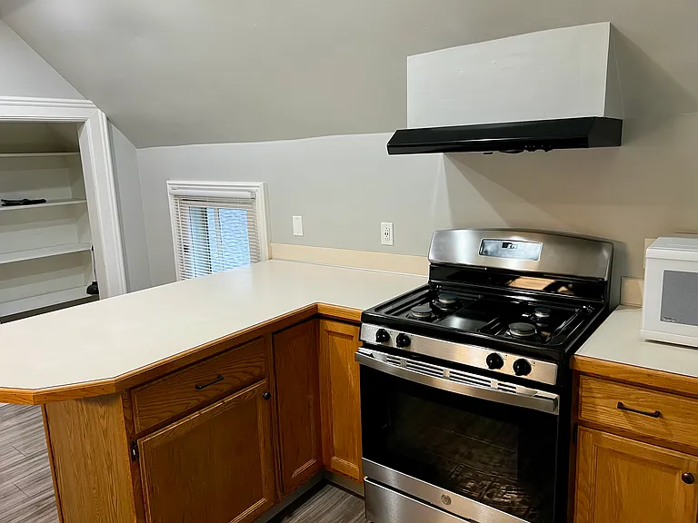 534 Wealthy St SE #2 — Photo 13