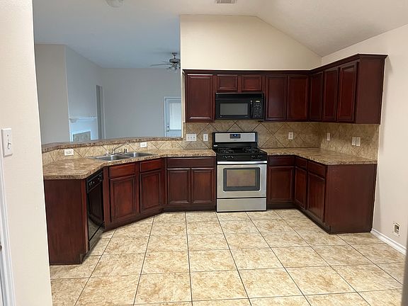4th image of 2514 Gallup Dr