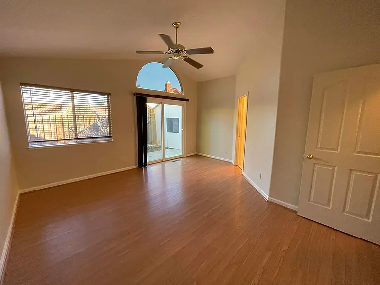 1580 Rehrmann Dr — Photo 25
