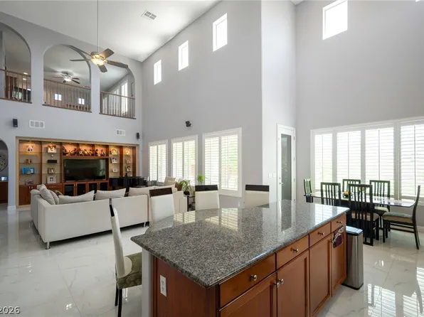 7856 Via Mazarron St, Las Vegas, NV 89123