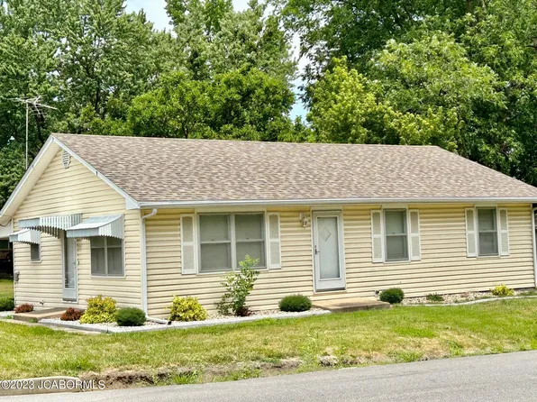 514 High St, Tipton, MO 65081