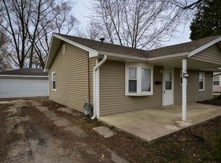 113 E Zarley Blvd, Joliet, IL 60433