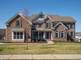 204 Penwood Xing, Glastonbury, CT 06033