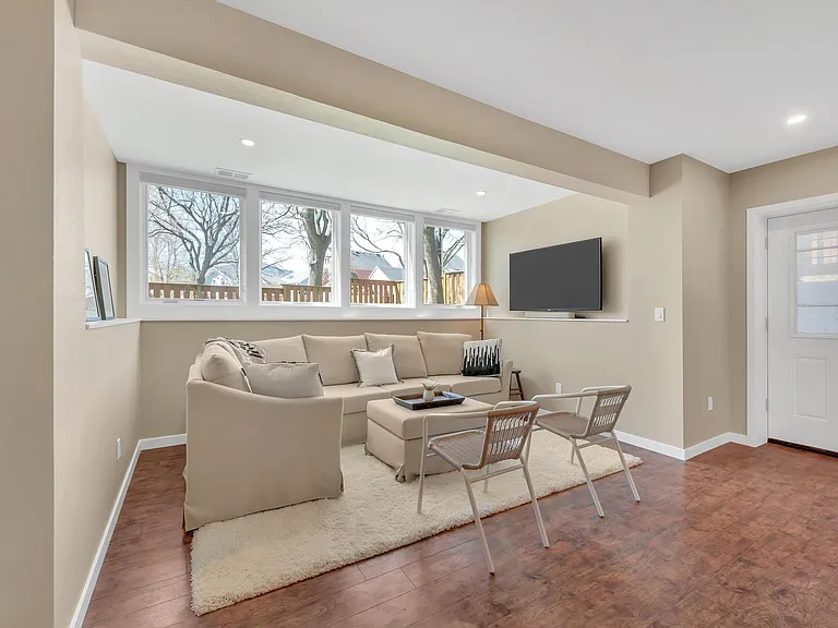 3466 Iris Ct #A — Photo 10