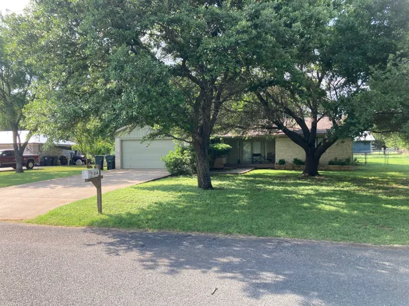 216 Clear Springs Rd, Georgetown, TX 78628