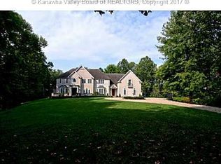 1 Monticello Pl, Charleston, WV 25314