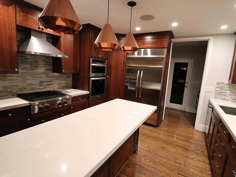 1st image of 2075 Greenwich St