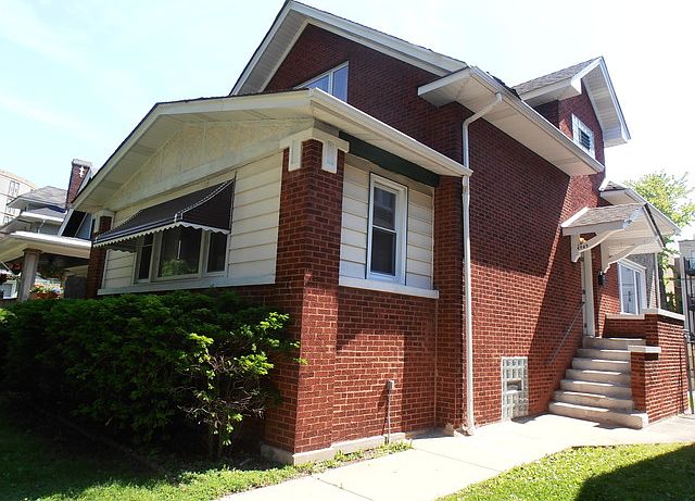1st image of 4945 N Christiana Ave