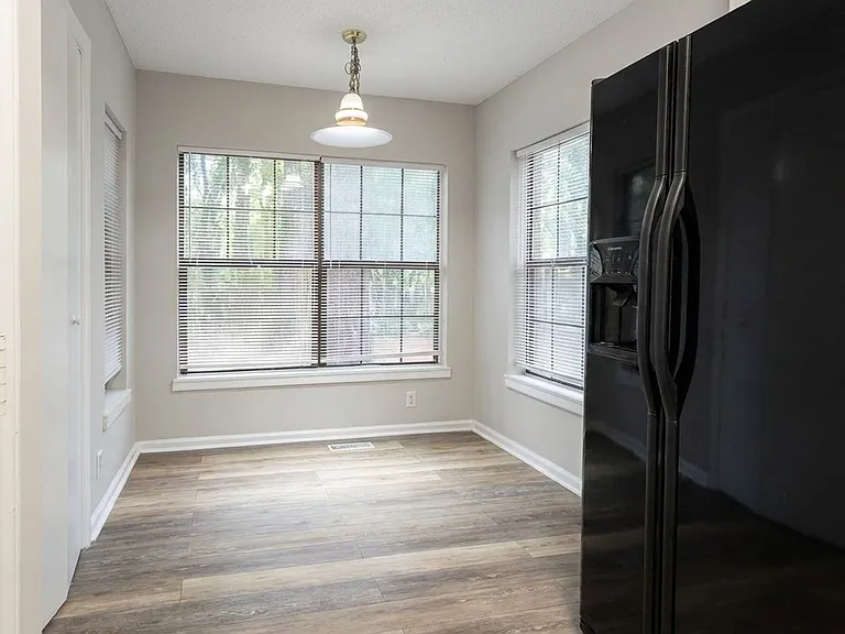 8336 Trail View Dr — Photo 7