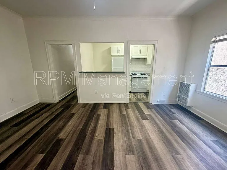 904 S Catalina St #4 — Photo 1