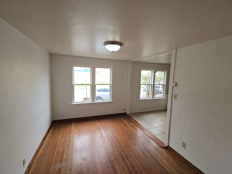 626 O St — Photo 9