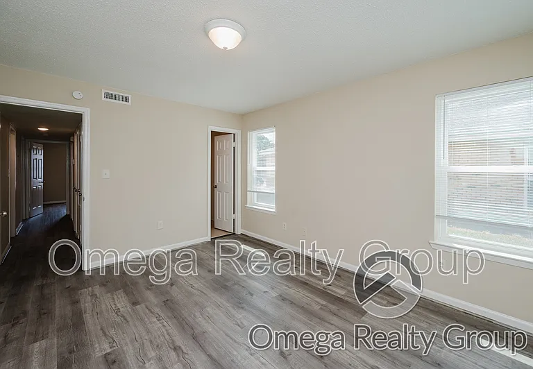 3638 Castle Ridge Rd — Photo 18