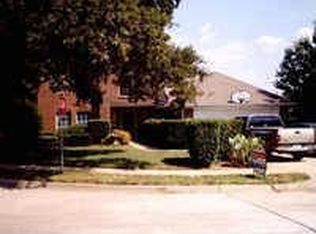 750 Oak Dale Ave, Lake Dallas, TX 75065