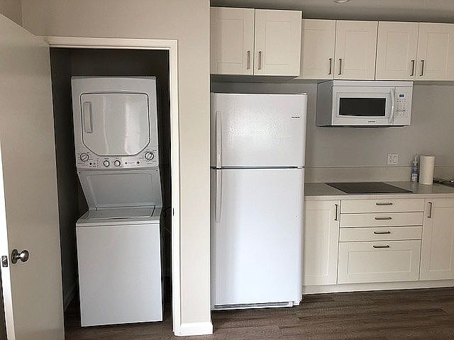 1st image of 6936 Orion Ave #Guest