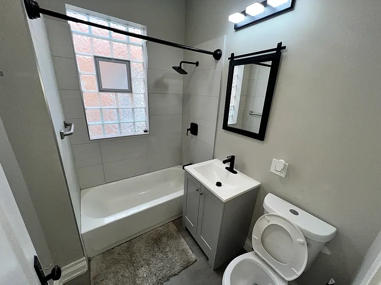 7819 S Morgan St #2 — Photo 15