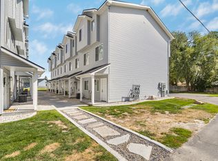 676 E Court St #302, Blackfoot, ID 83221