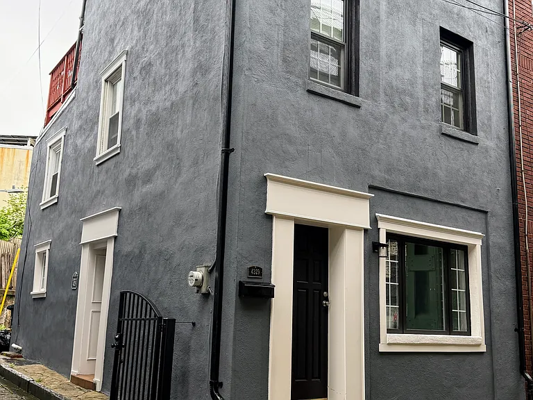 4329 Cresson St — Photo 2