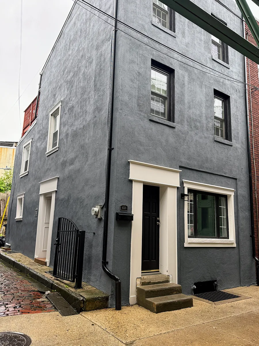 Building Photo - 4329 Cresson St