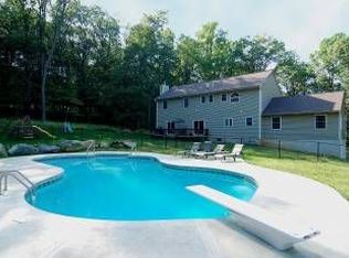 47 Camelot Dr, Budd Lake, NJ 07828