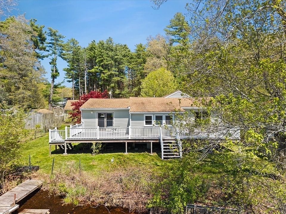 1st image of 74 Lakeview Ave
