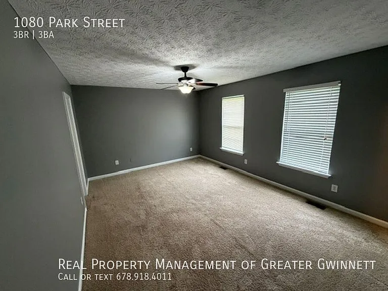 1080 Park St — Photo 12