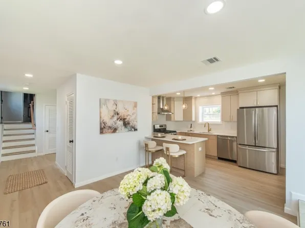 12 Richardsville Rd, Ogdensburg Boro, NJ 07439