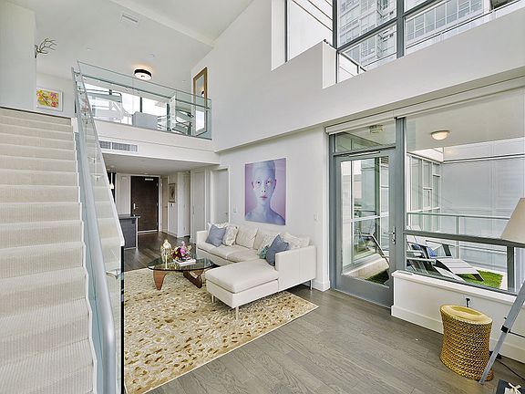2nd image of 435 China Basin St Unit 625