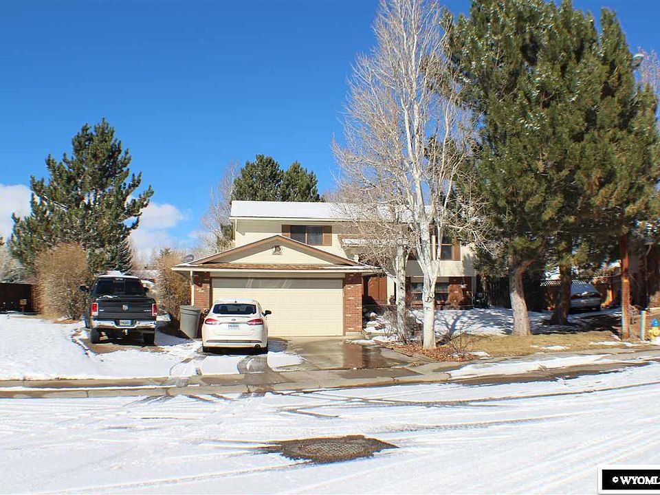 1st image of 3341 Sierra Cir