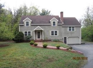 24 Hollis Rd, Lunenburg, MA 01462