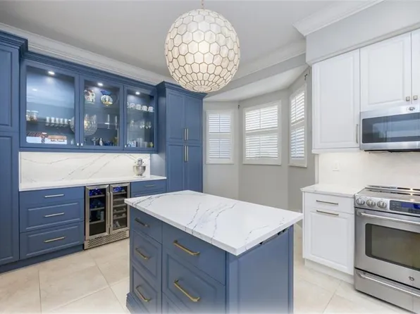 693 Vintage Reserve CIR #16A, NAPLES, FL 34119