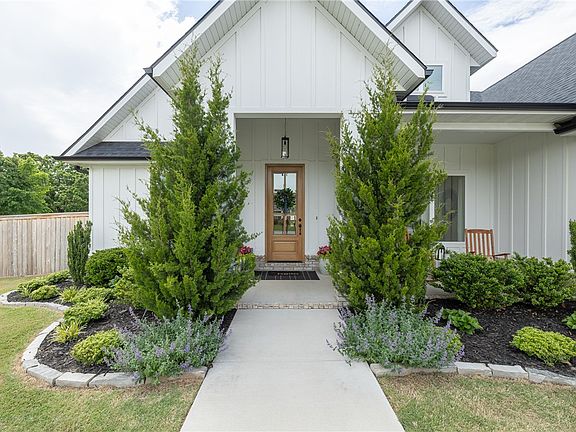 2nd image of 3431 N Sweet Osage Ln