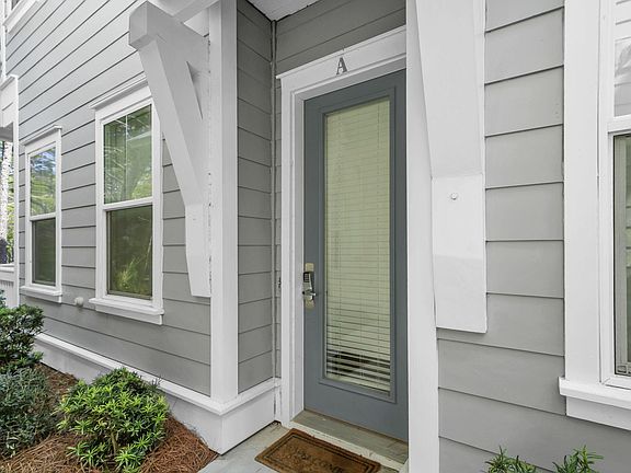 3rd image of 80 E Milestone Dr Unit A