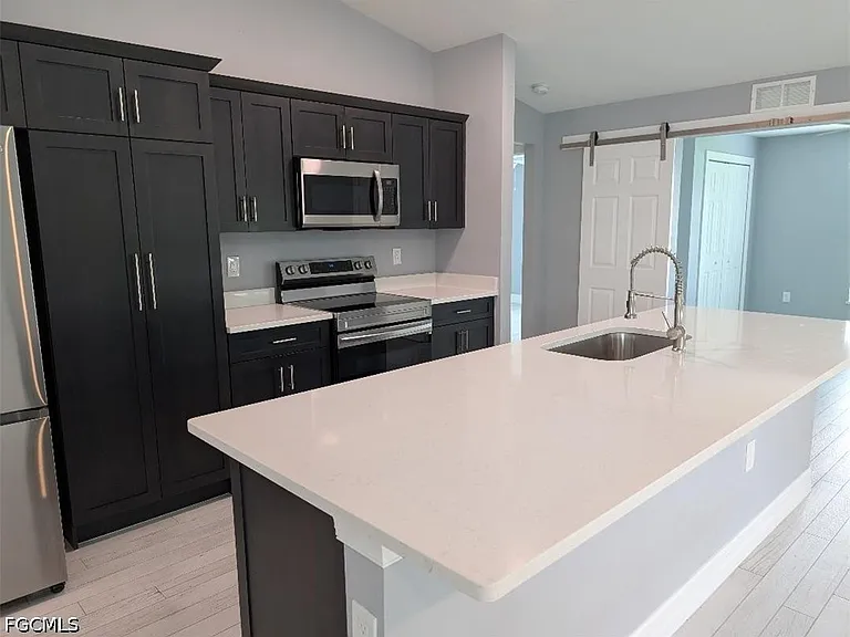 12866 Iona Rd — Photo 4