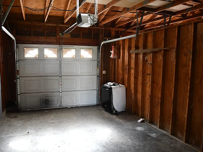 Private one car garage means no dings in your car doors!