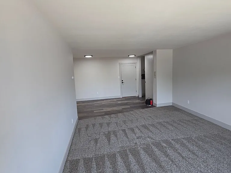 The Grandview — Photo 11
