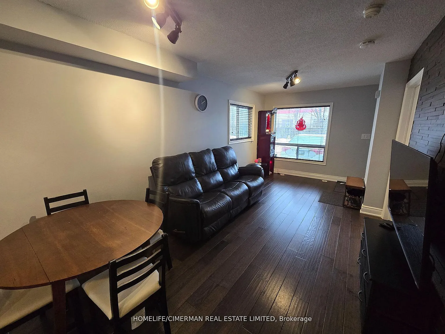 3 bed, $2,300 — Photo 3