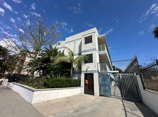 972 S Wilton Pl APT 102, Los Angeles, CA 90019