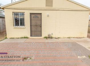 2747 E Mobile Ln, Phoenix, AZ 85040