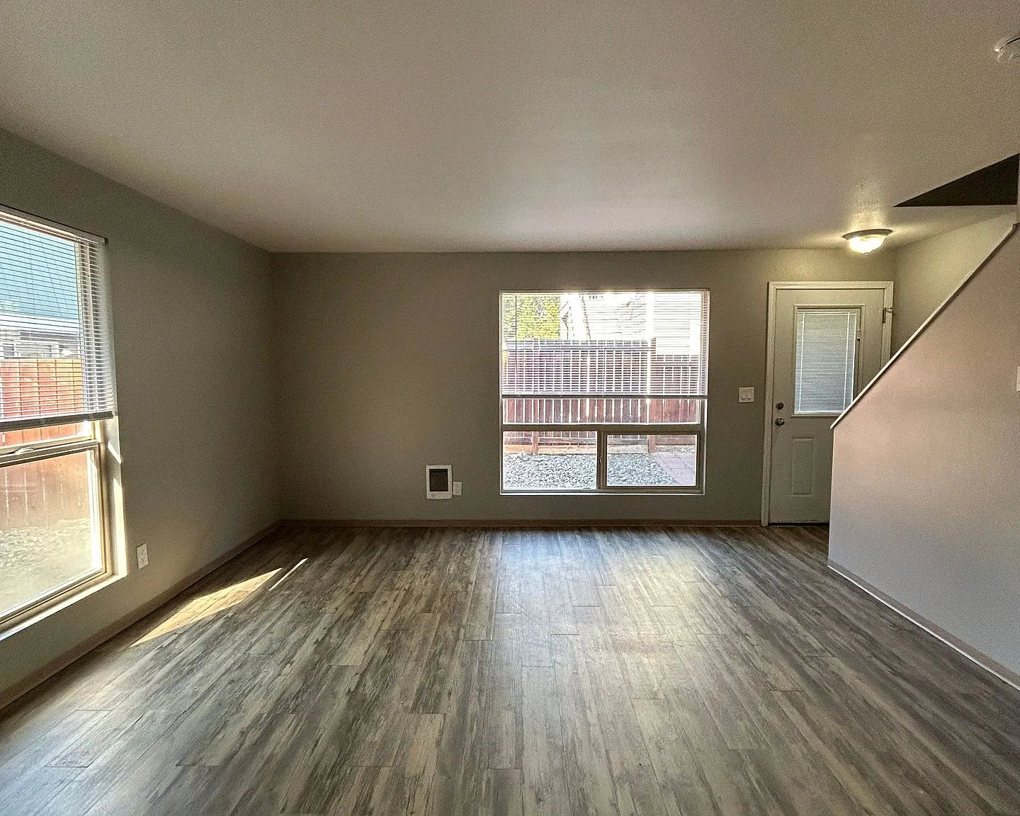 1516 N. Brook Ct. — Photo 2