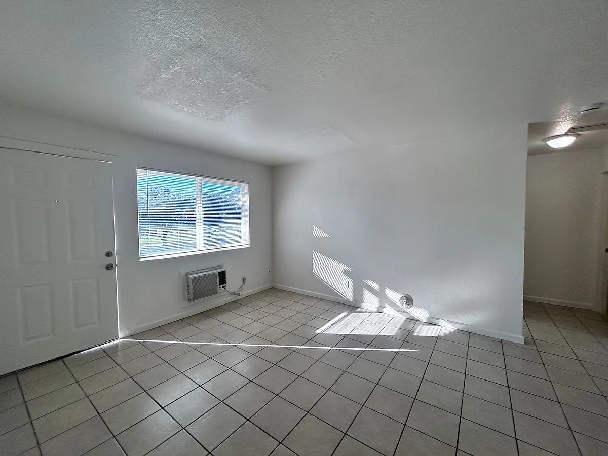 Building Photo - 2777-2783 Meadowview Rd