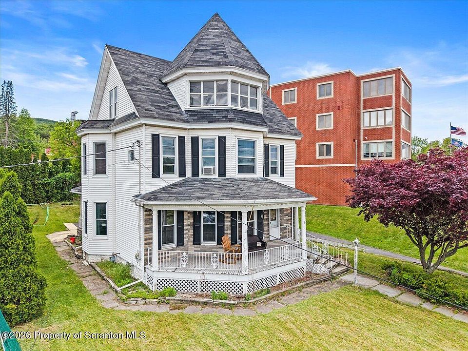 1st image of 1410 Main St