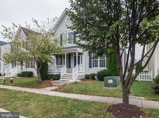 42484 Mandolin St, Chantilly, VA 20152
