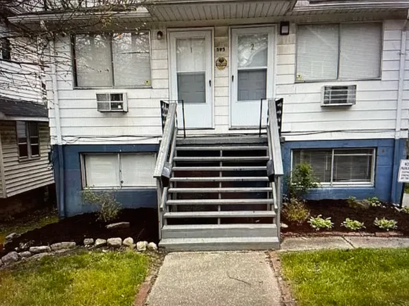 595 Brown St APT 2, Akron, OH 44311